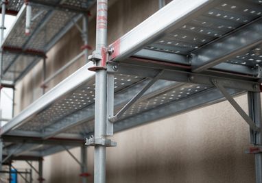 iskele sistemleri, inşaat iskelesi, kalıp iskelesi, teleskopik direk, cup-lock iskele, flanşlı iskele, şantiye ekipmanları, yapı malzemeleri, beton santrali, çimento silosu, Ömür İskele, Ankara iskele